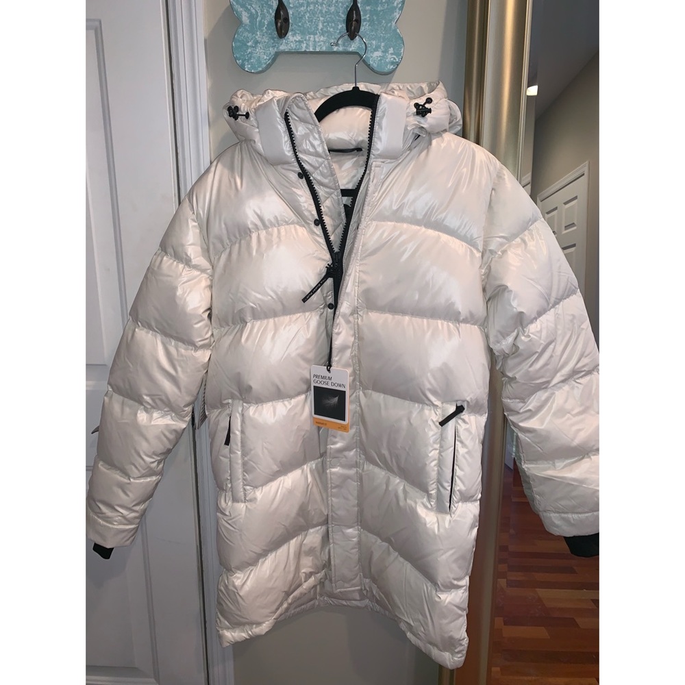 Aritzia Tna Super Puff Mid Jacket